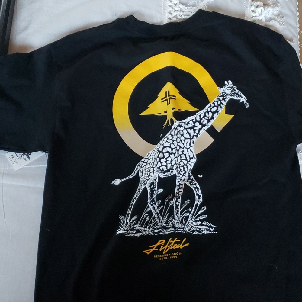 Short sleeved LRG t-shirt